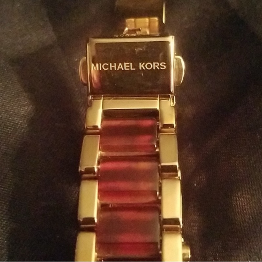 Michael Kors Watch - Picture 7 of 7
